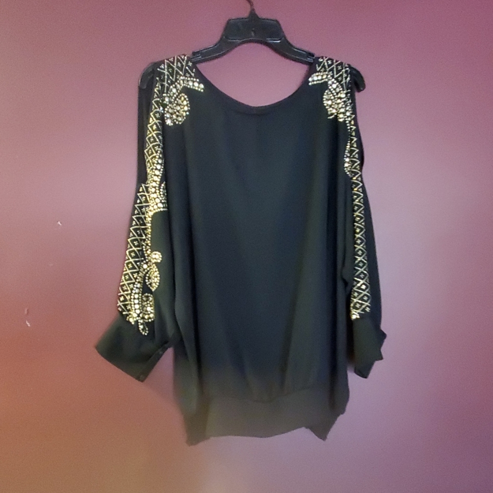 Studded arm slit shoulder top
